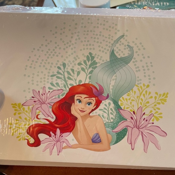Little Mermaid Disney Drop Box - Picture 2 of 9